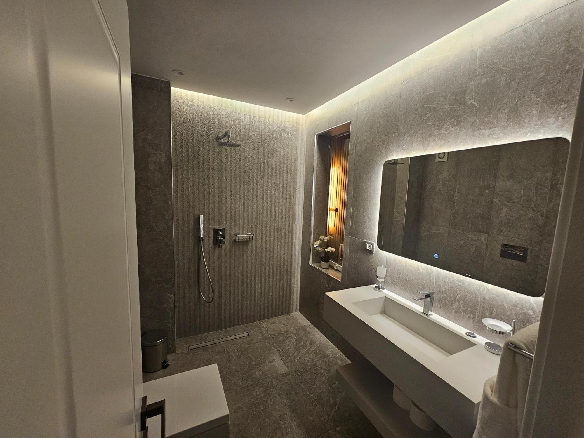 Blloku Suites, City Centre,Tirana Exterior photo